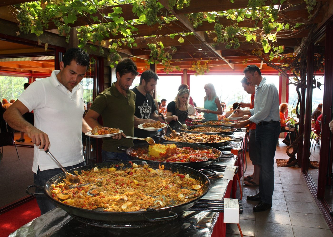 the-mealtimes-and-culinary-customs-of-spain-2023